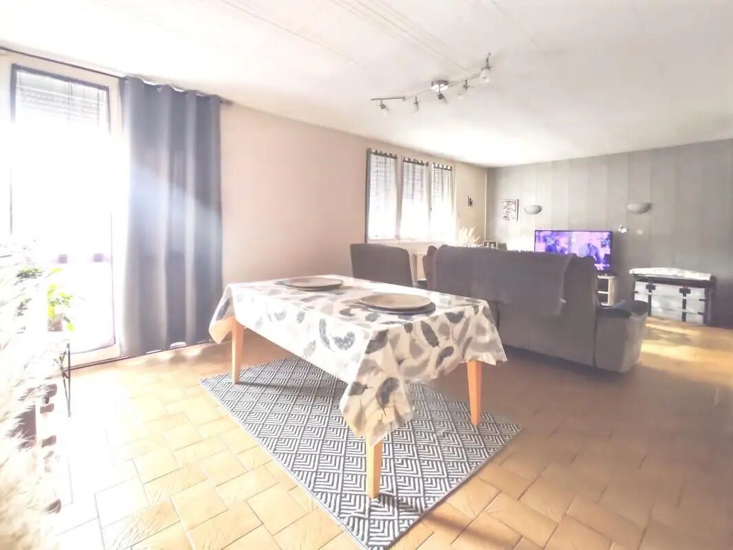 Maison à vendre, 107m², Saint-Léon-sur-l'Isle