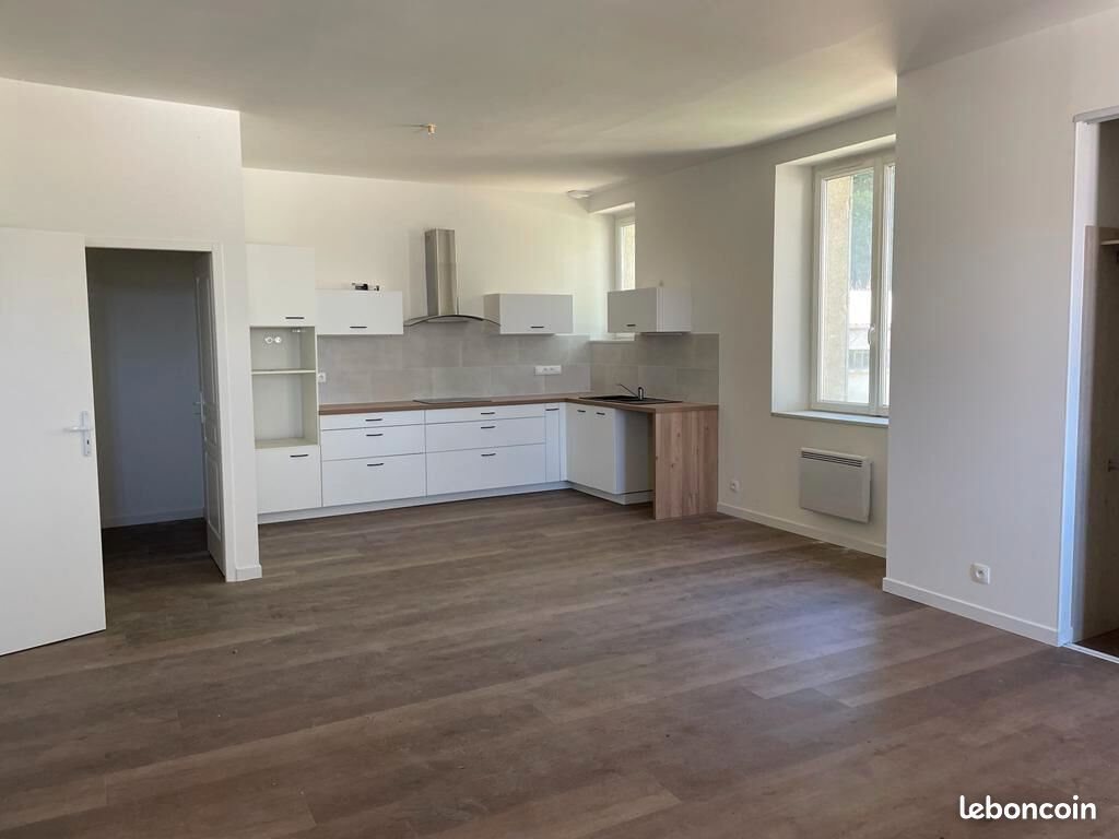 Appartement à louer, 77m², Annesse-et-Beaulieu