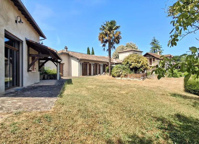Maison à vendre, 390m², Antonne-et-Trigonant