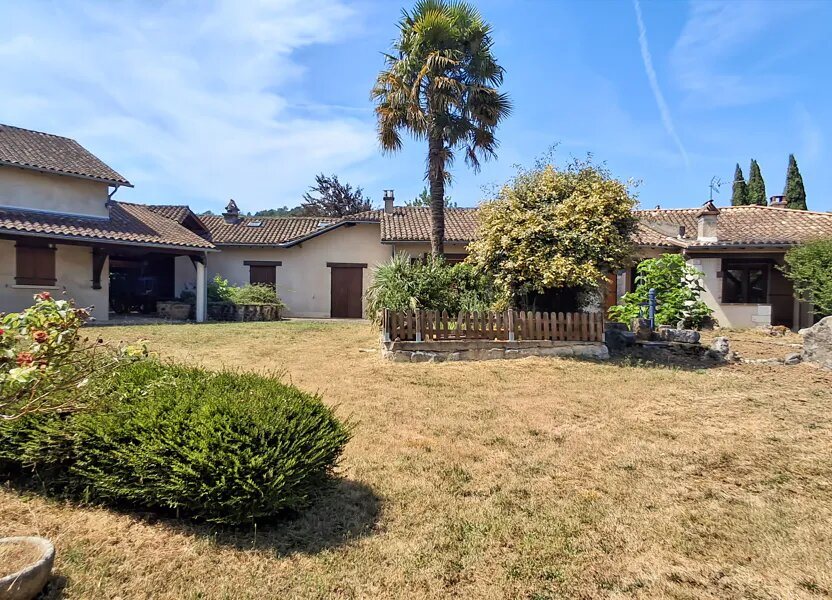 Maison à vendre, 390m², Antonne-et-Trigonant