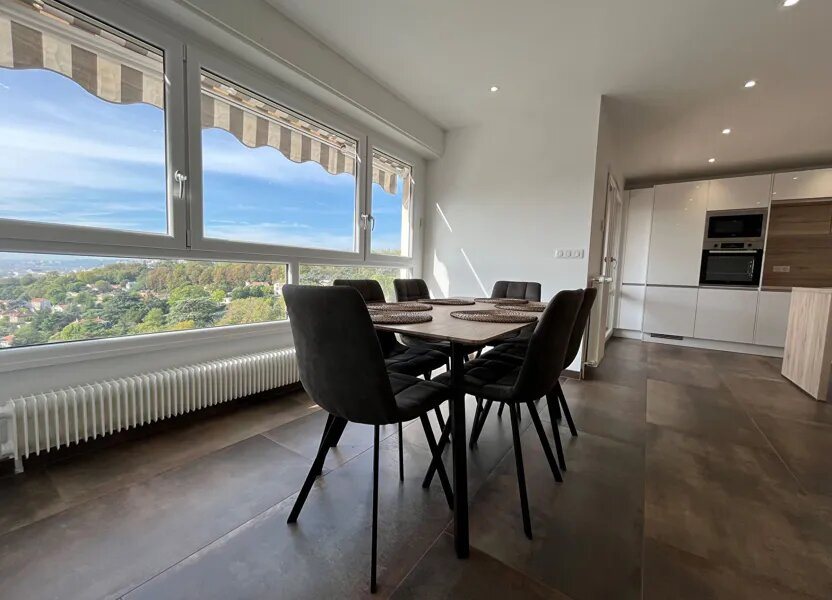 Appartement à louer, 77m², Caluire-et-Cuire
