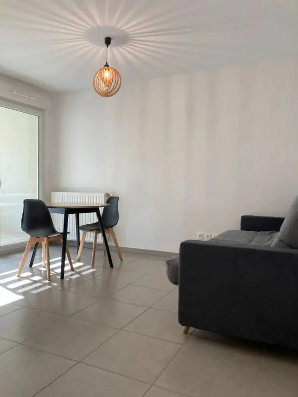 Appartement à louer, 27m², Fontaines-sur-Saône