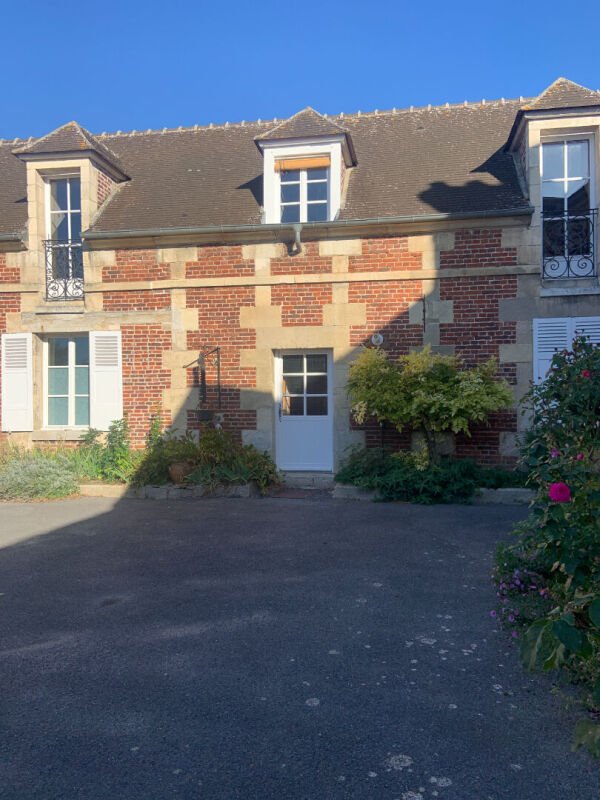 Maison à louer, 250m², Grandfresnoy