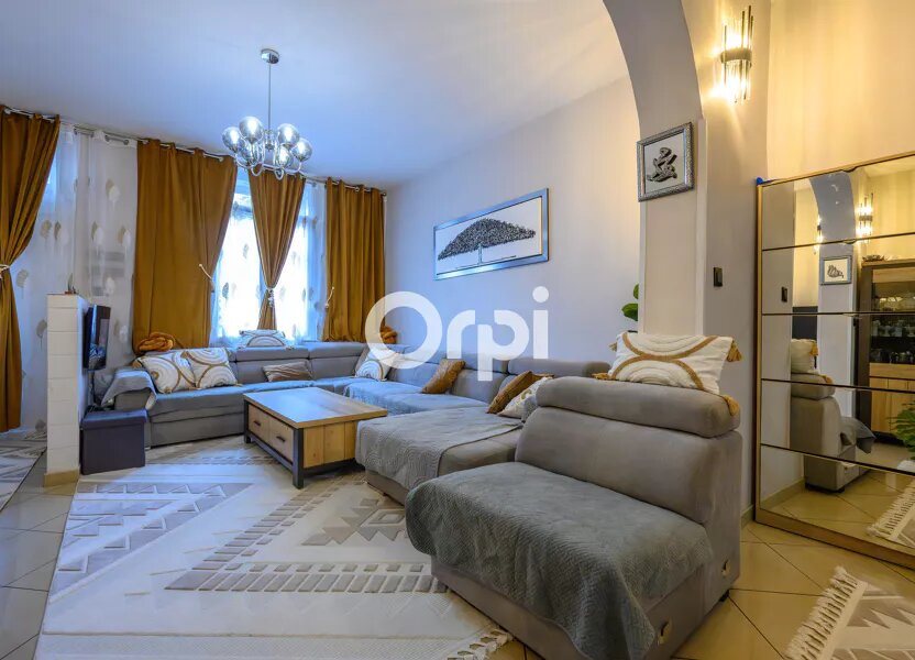 Maison à vendre, 125m², Beuvrages