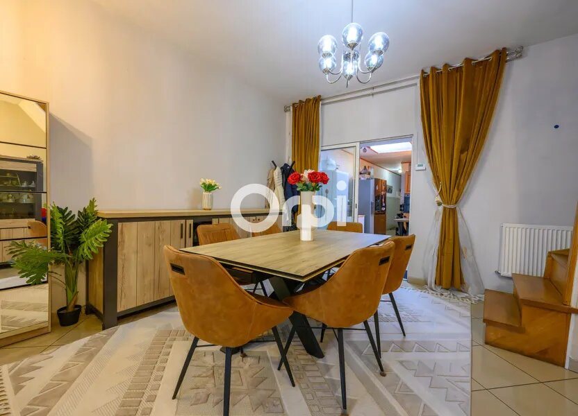 Maison à vendre, 125m², Beuvrages