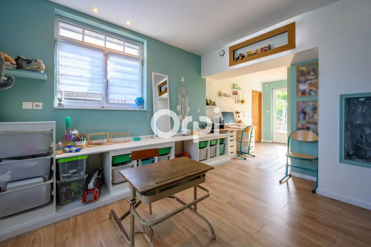 Maison à vendre, 240m², Château-l'Abbaye