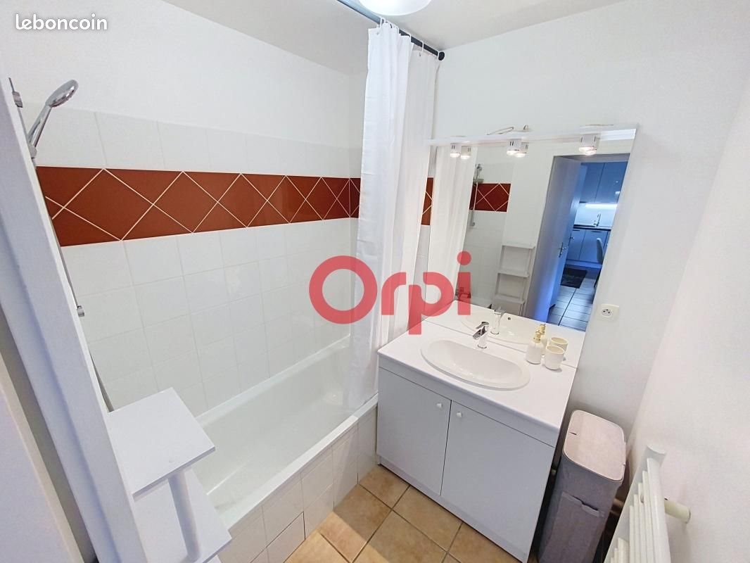 Appartement à louer, 39m², Annemasse