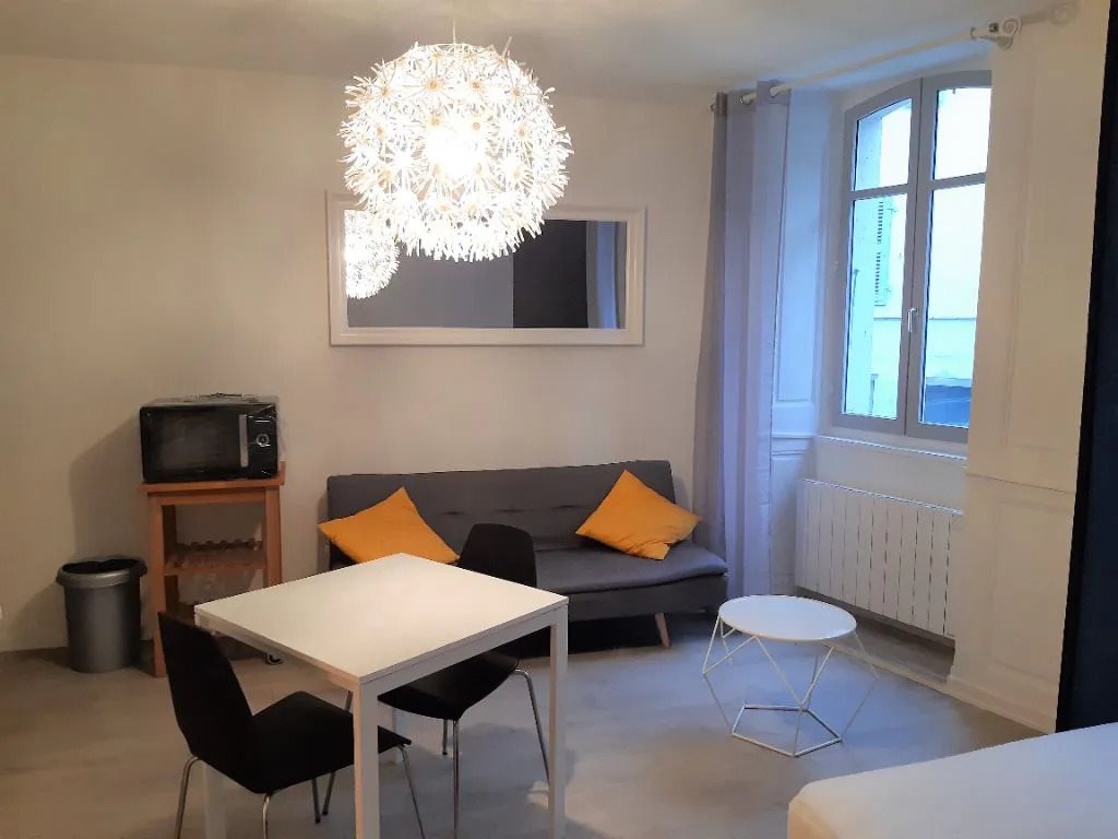 Appartement à louer, 30m², Gex