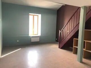 Appartement à louer, 39m², Farges