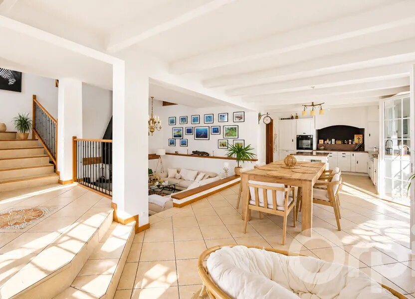 Maison à vendre, 200m², Veigy-Foncenex
