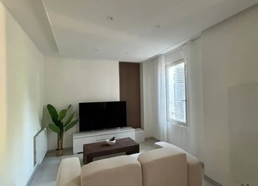 Appartement à louer, 41m², Gex