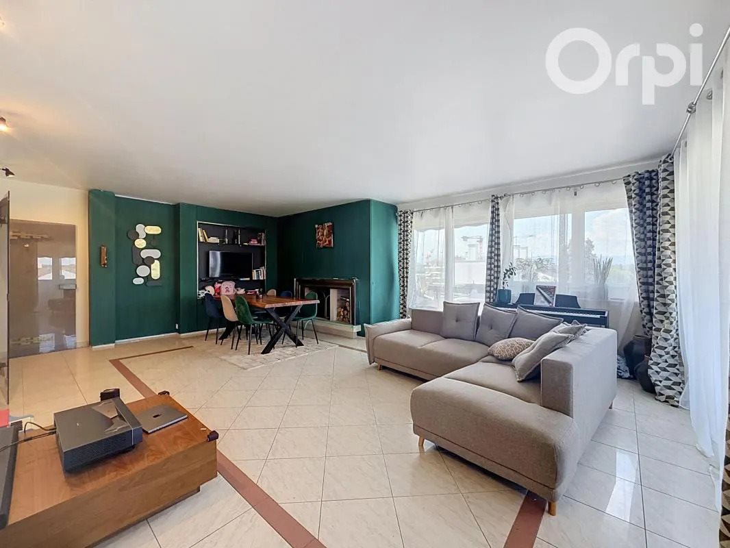 Appartement à vendre, 130m², Ambilly
