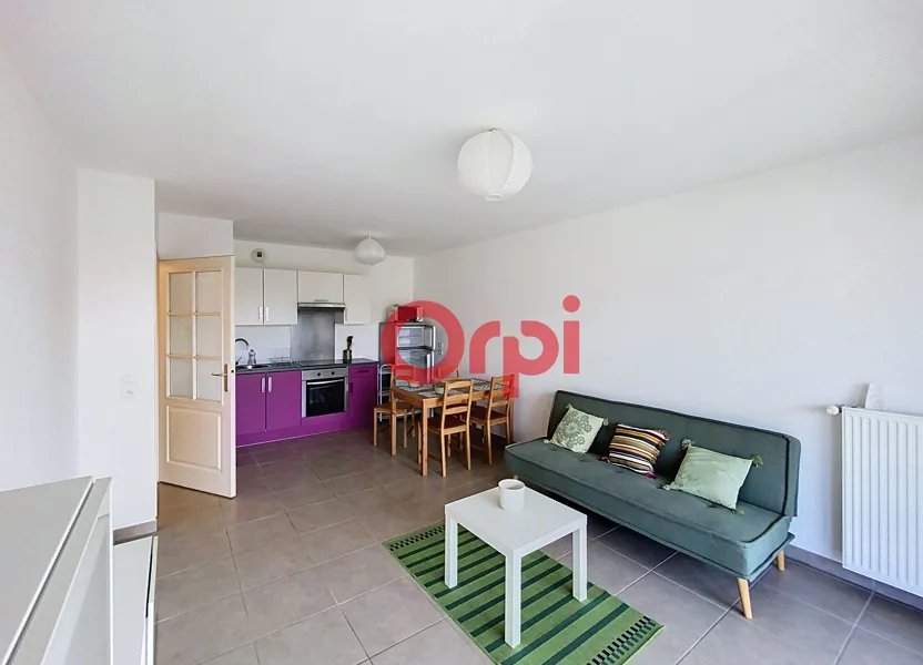 Appartement à louer, 42m², Saint-Julien-en-Genevois