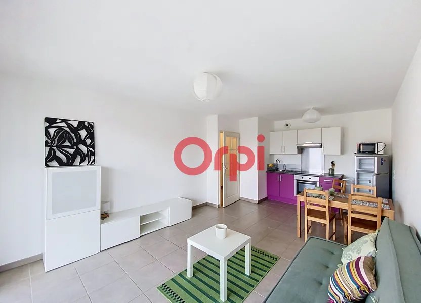 Appartement à louer, 42m², Saint-Julien-en-Genevois