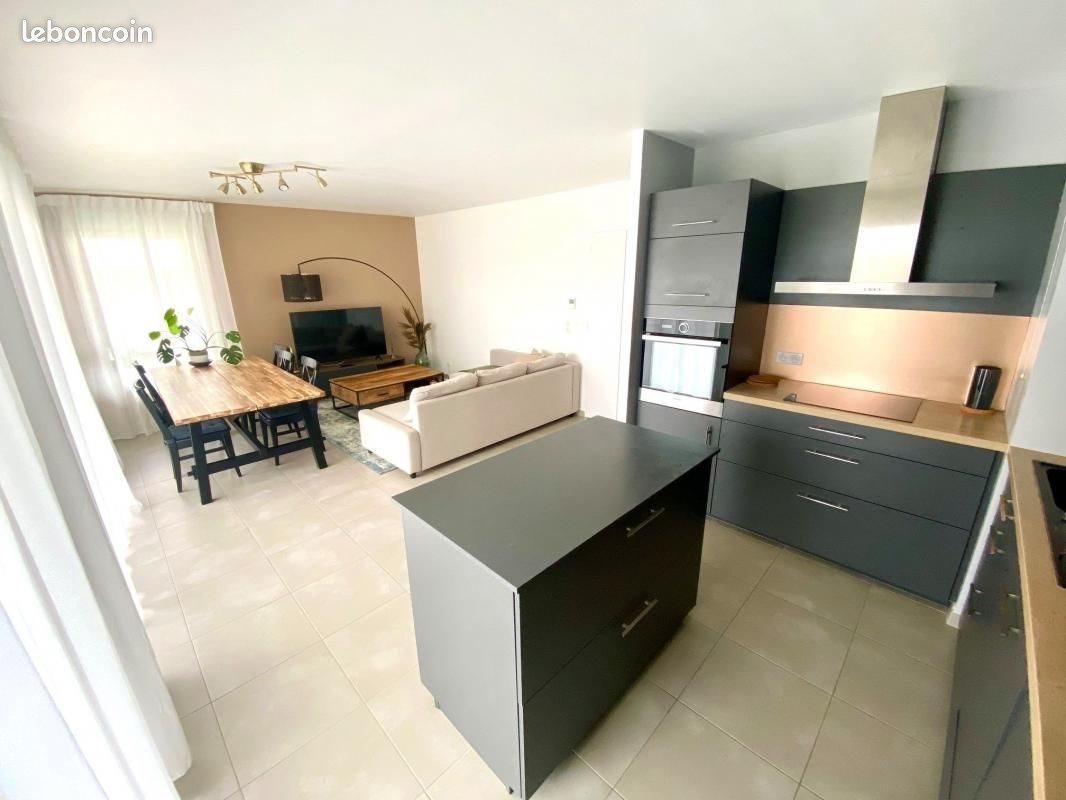 Appartement à louer, 93m², Saint-Julien-en-Genevois