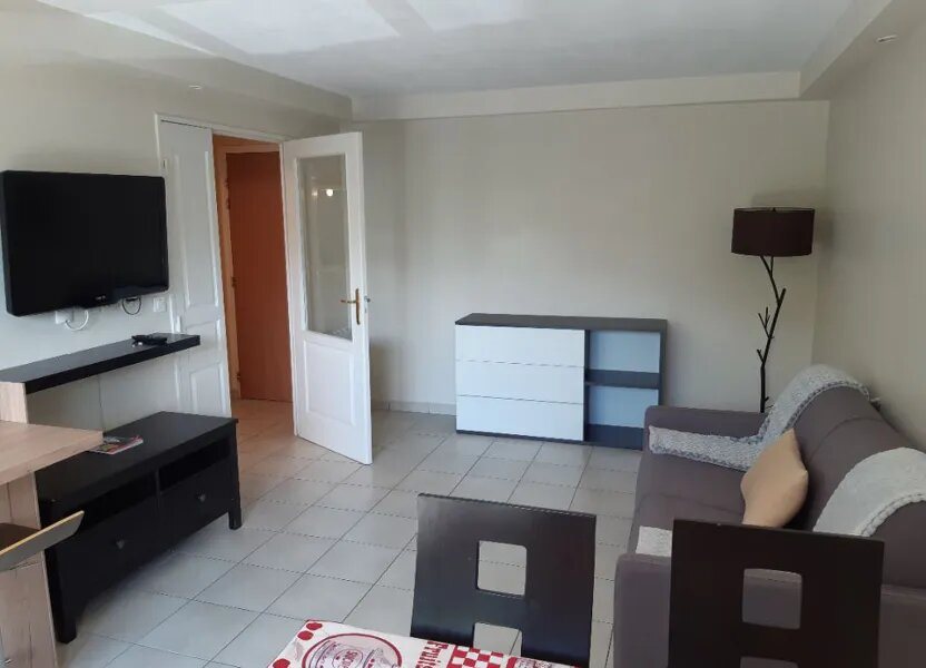 Appartement à louer, 43m², Collonges