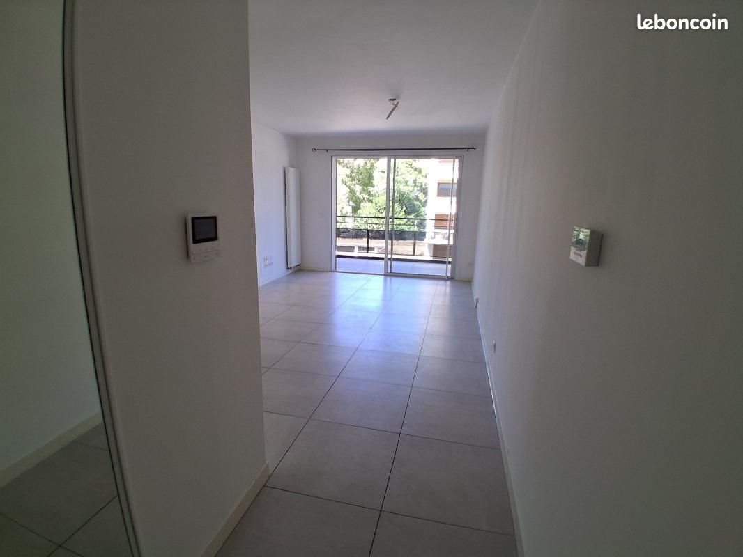 Appartement à louer, 43m², Saint-Julien-en-Genevois