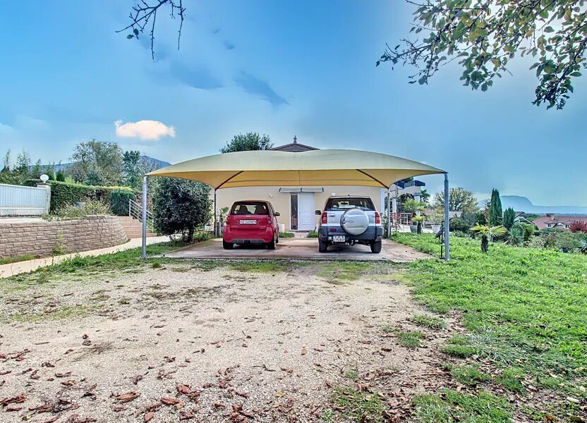 Maison à vendre, 221m², Loisin
