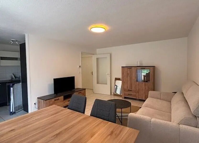Appartement à louer, 63m², Gex