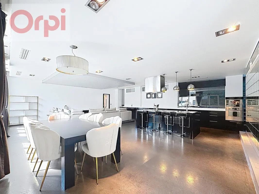 Appartement à louer, 134m², Annemasse