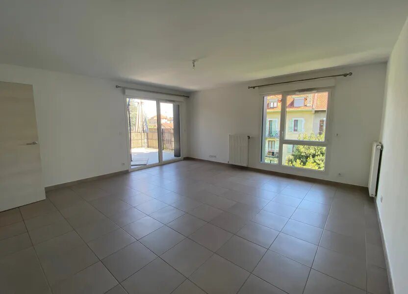 Appartement à louer, 68m², Ambilly