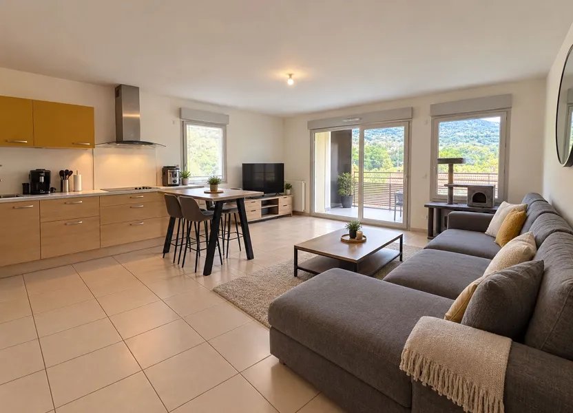 Appartement à louer, 69m², Cranves-Sales