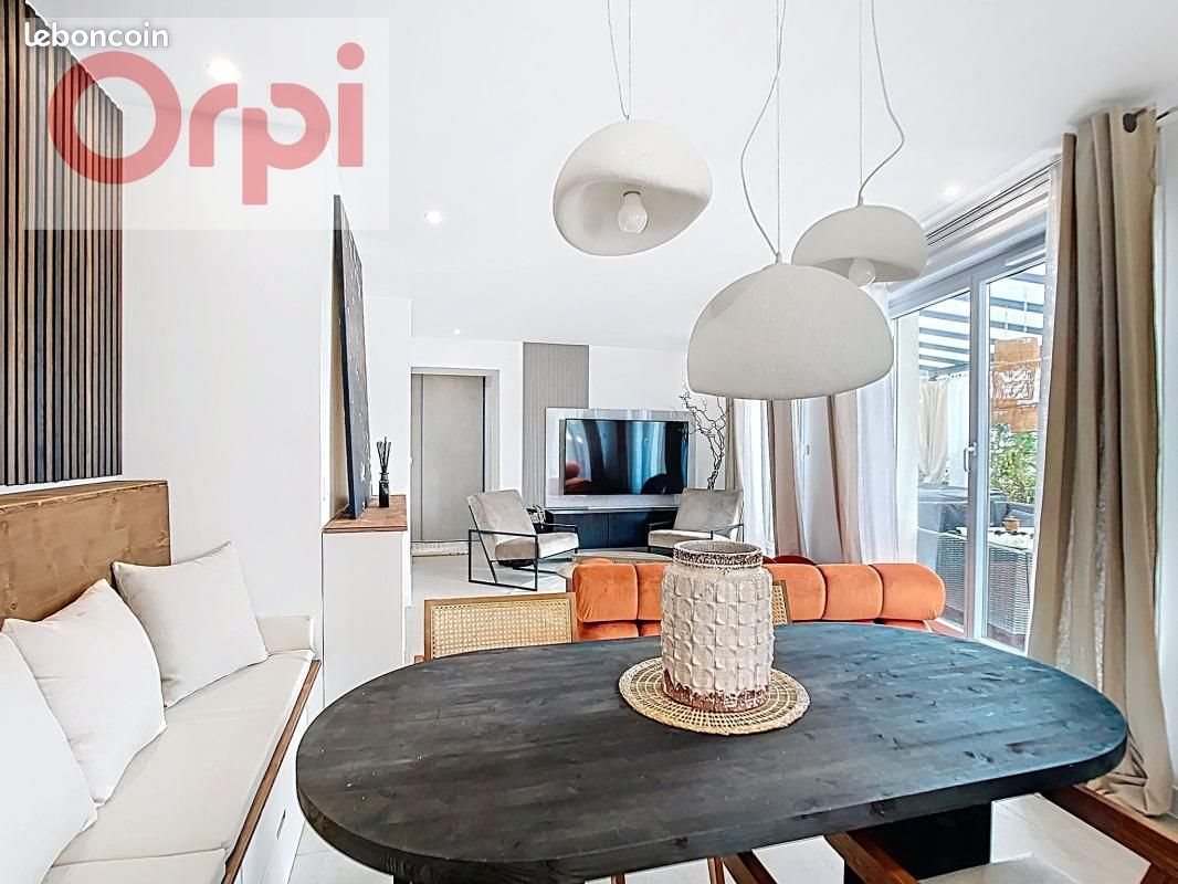 Appartement à louer, 94m², Annemasse