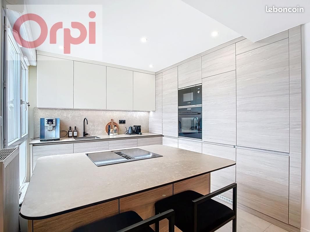 Appartement à louer, 94m², Annemasse