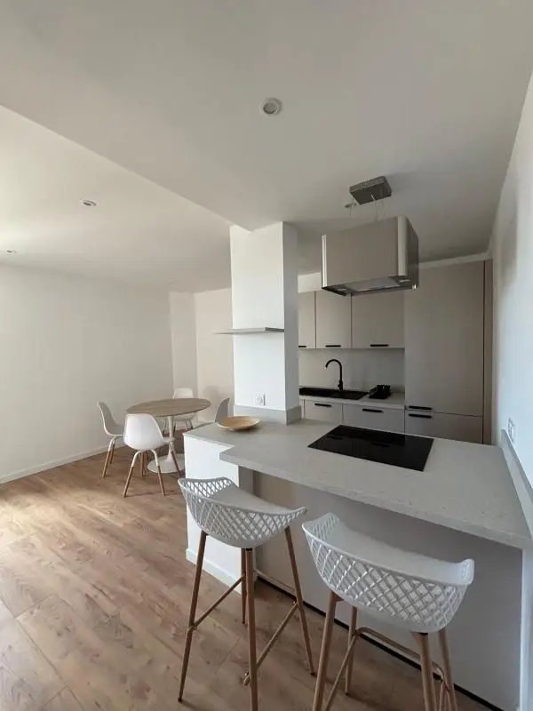 Appartement à louer, 50m², Gex