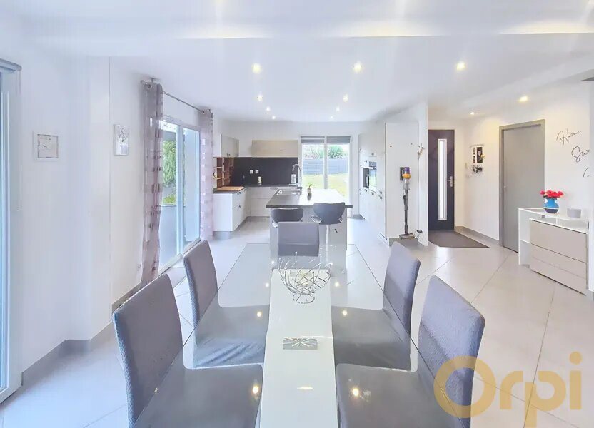 Maison à vendre, 127m², Valleiry