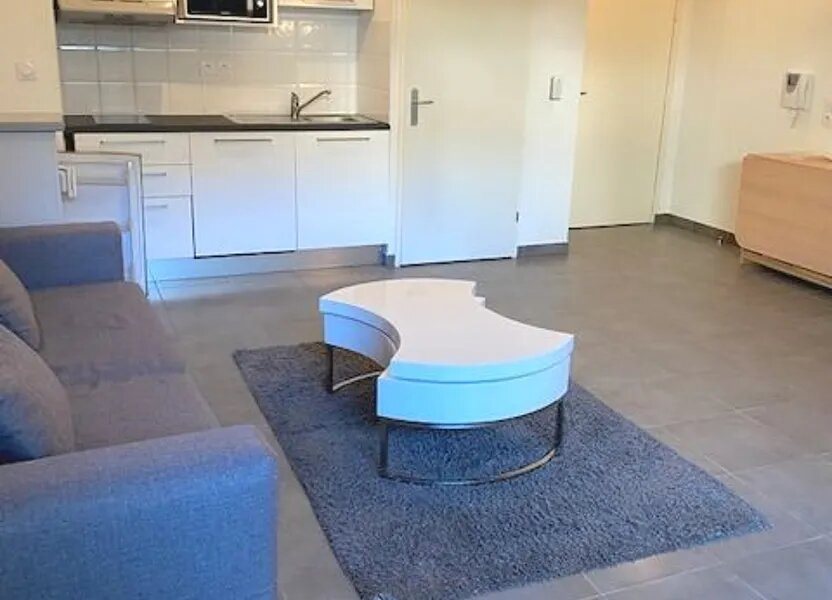 Appartement à louer, 43m², Gex