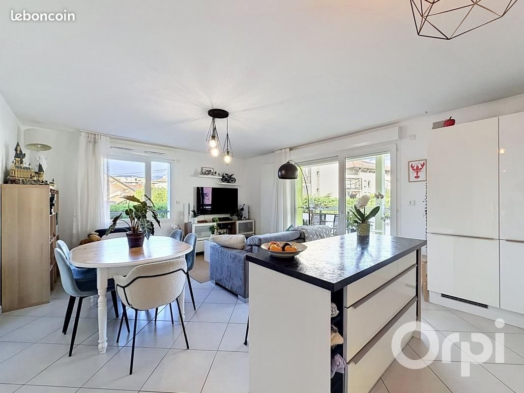 Appartement à vendre, 61m², Annemasse