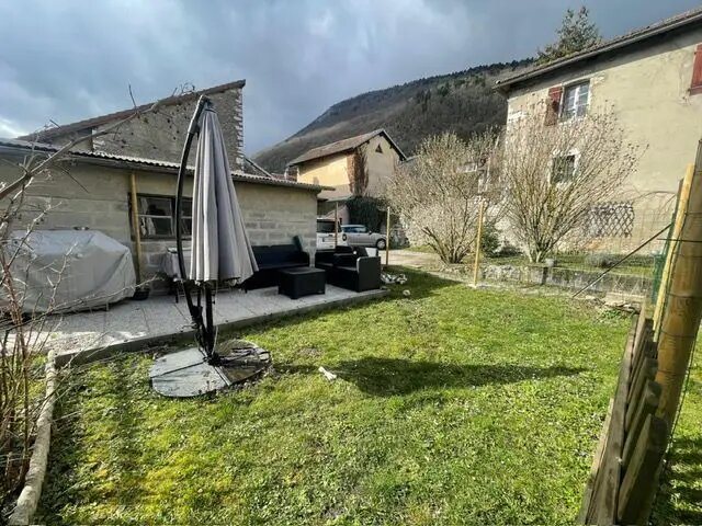 Appartement à louer, 71m², Collonges