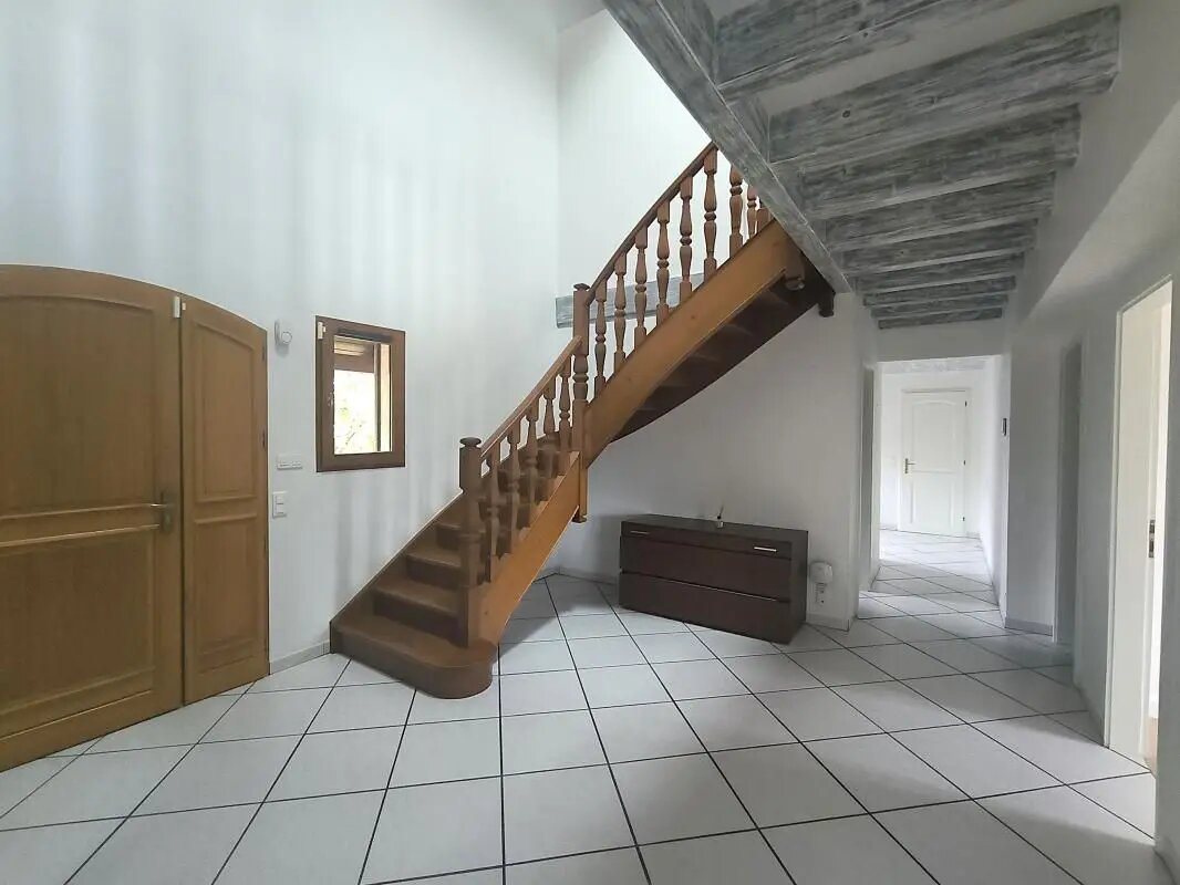 Maison à louer, 230m², Prévessin-Moëns