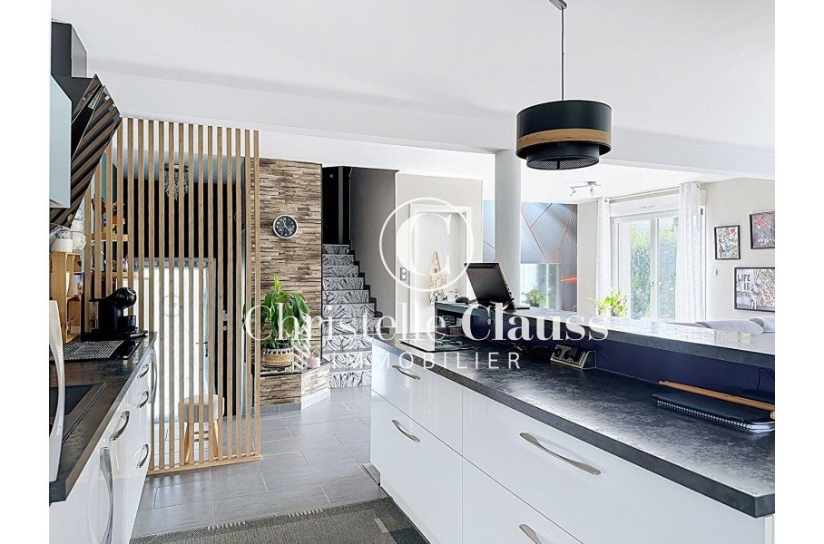 Maison à vendre, 117m², École