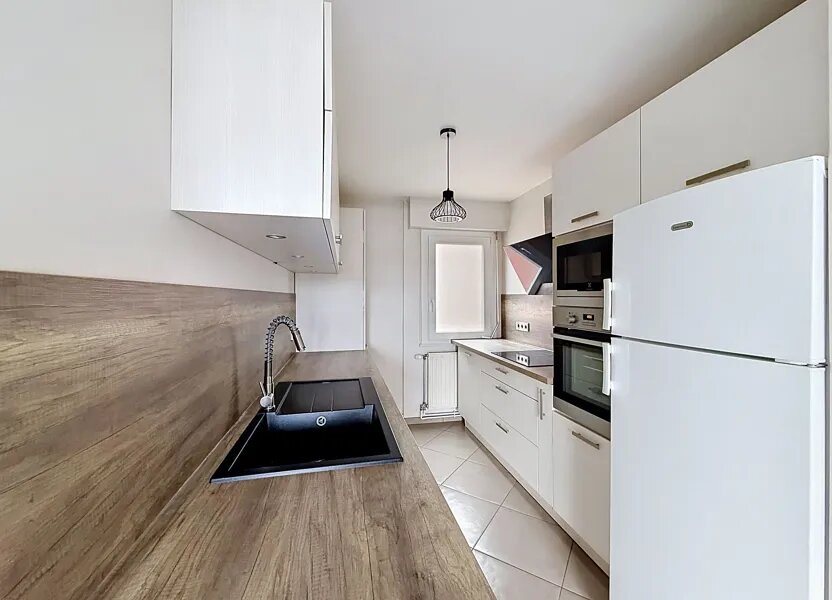 Appartement à vendre, 77m², Montigny-le-Bretonneux