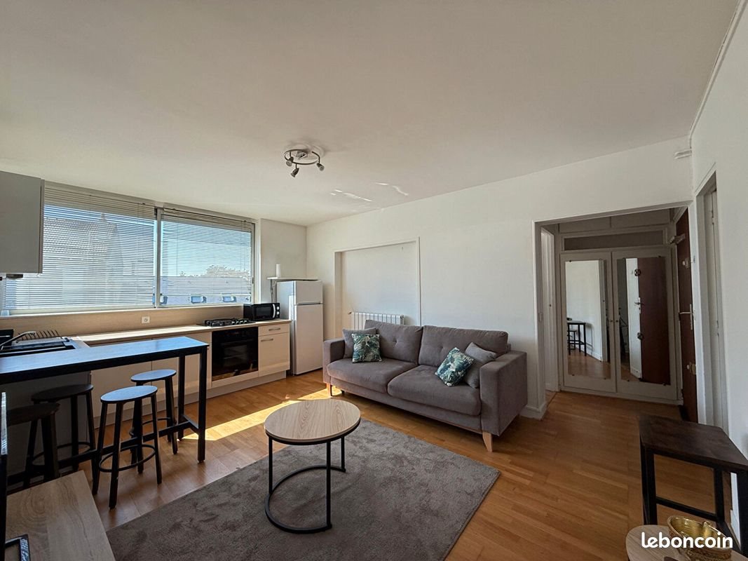 Appartement à louer, 43m², Chatou
