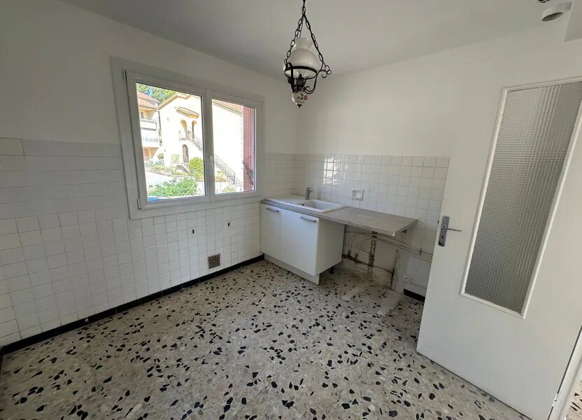 Appartement à louer, 79m², Ollioules