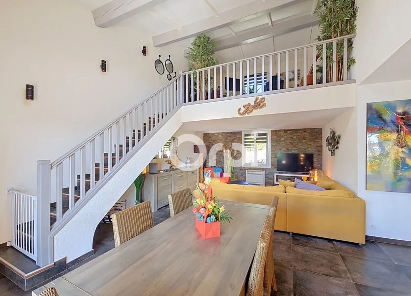 Maison à vendre, 92m², Sanary-sur-Mer