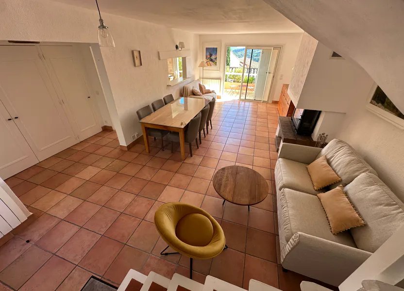 Appartement à louer, 83m², La Cadière-d'Azur