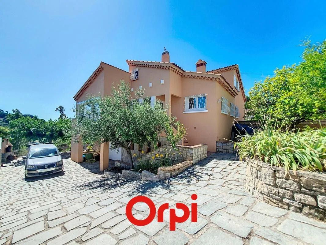 Appartement à louer, 131m², Ollioules