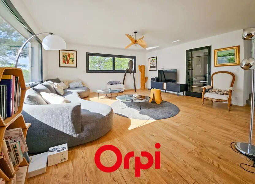 Maison à vendre, 160m², Saint-Cyr-sur-Mer
