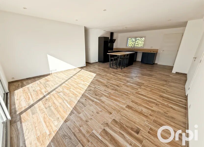 Maison à louer, 89m², Lapalud