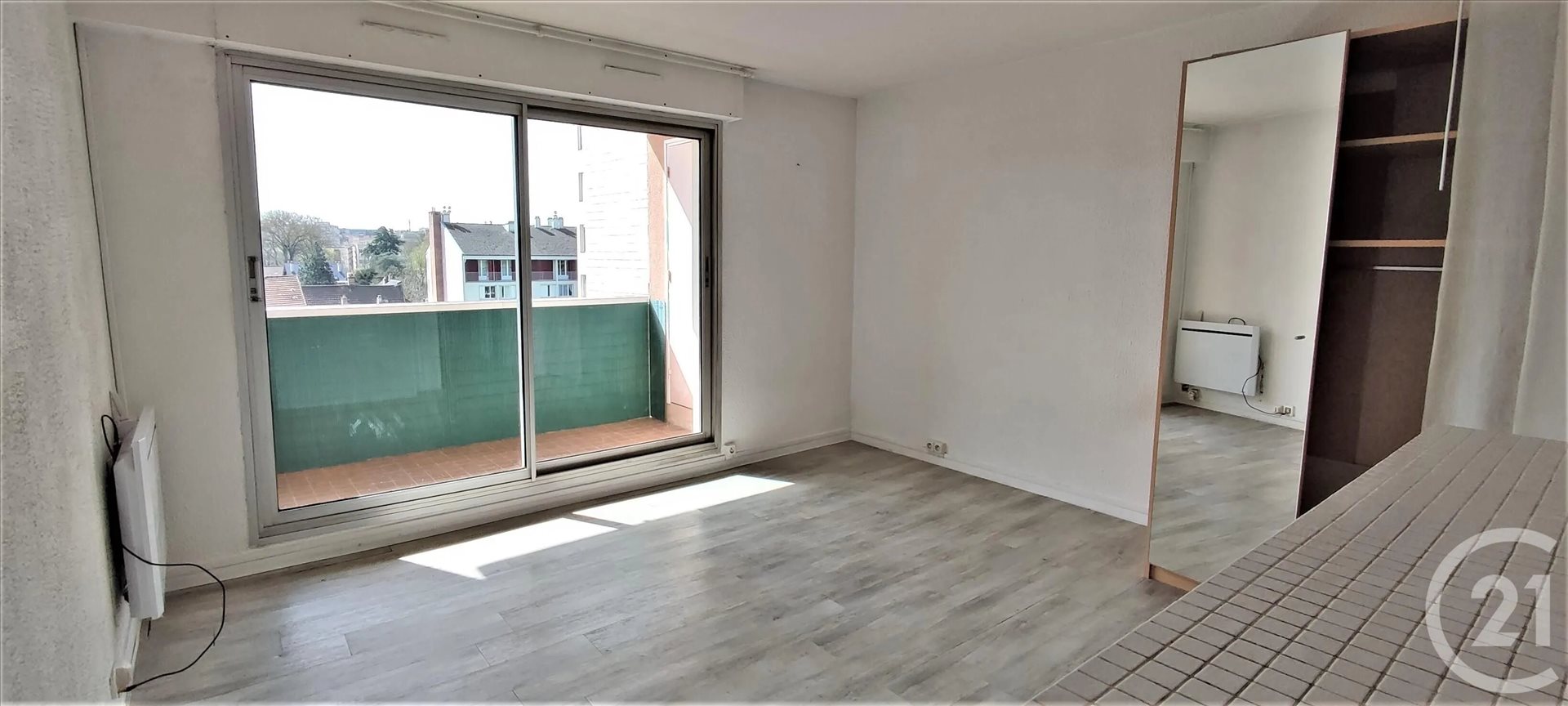 Appartement à louer, 27m², Arpajon