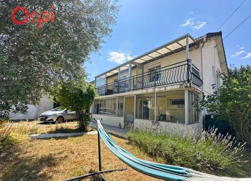 Maison à vendre, 128m², La Ville-du-Bois