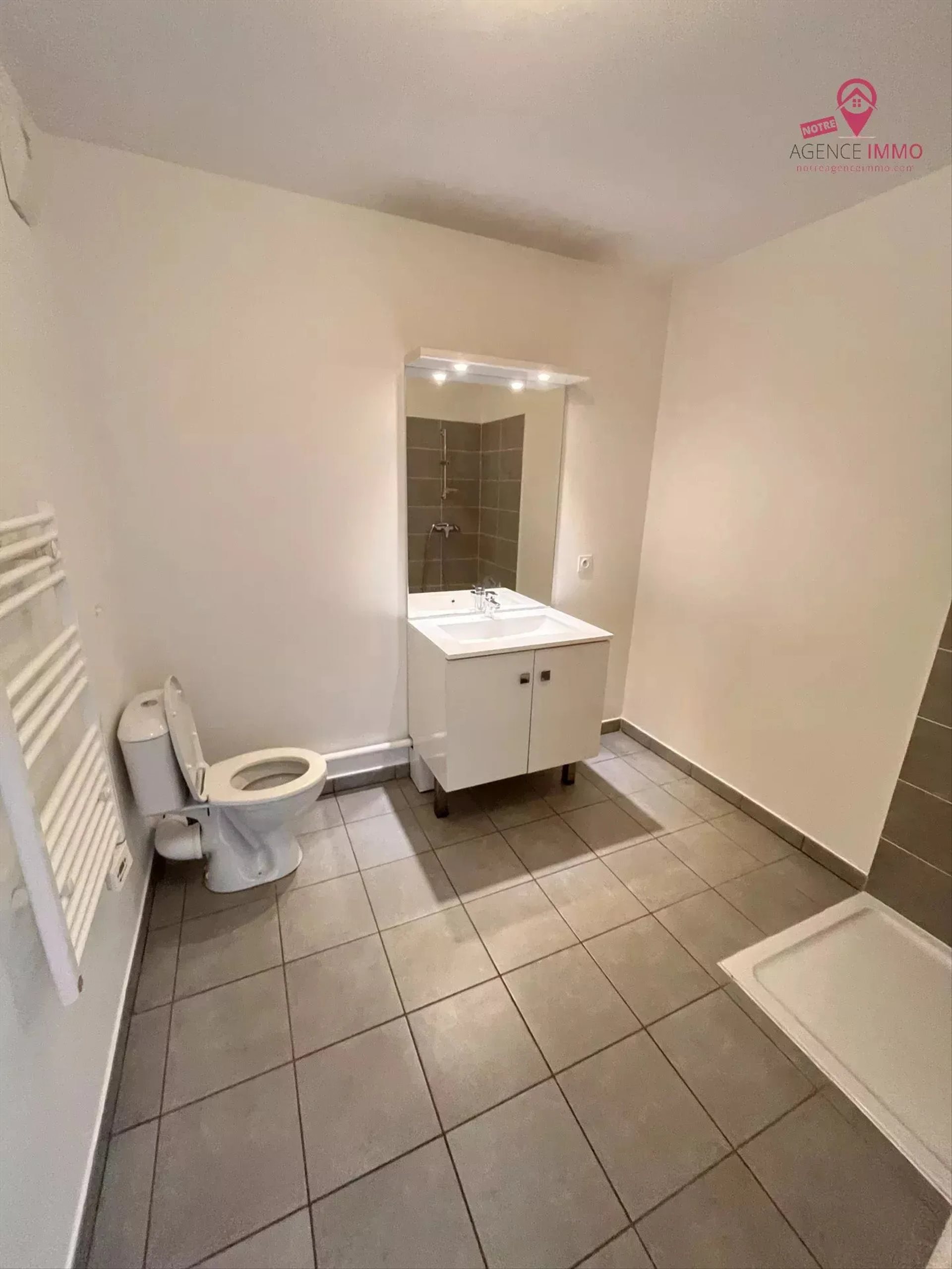 Appartement à louer, 31m², Meyzieu