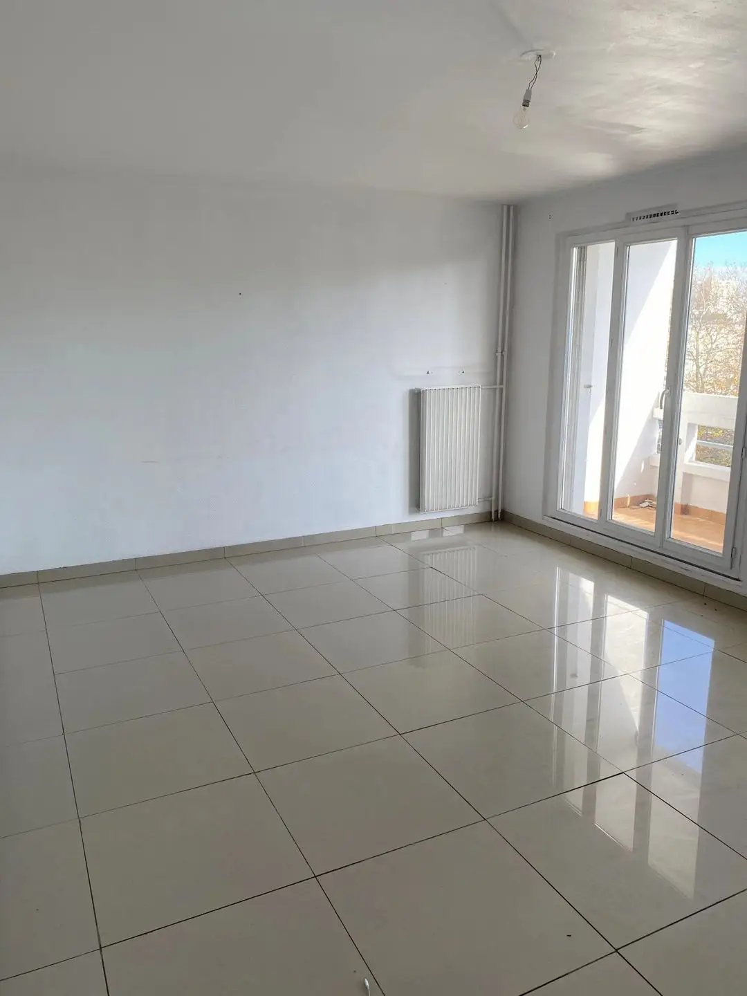 Appartement à louer, 57m², Vénissieux