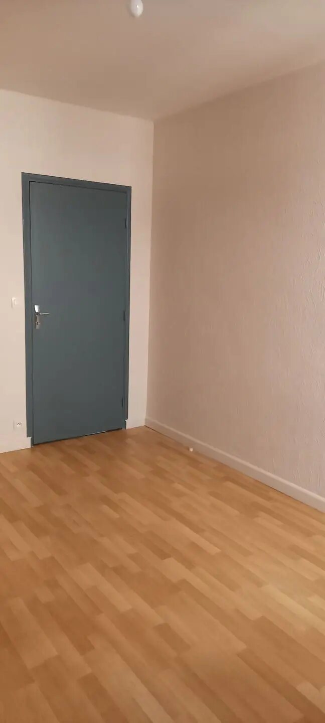 Appartement à louer, 57m², Roquecourbe