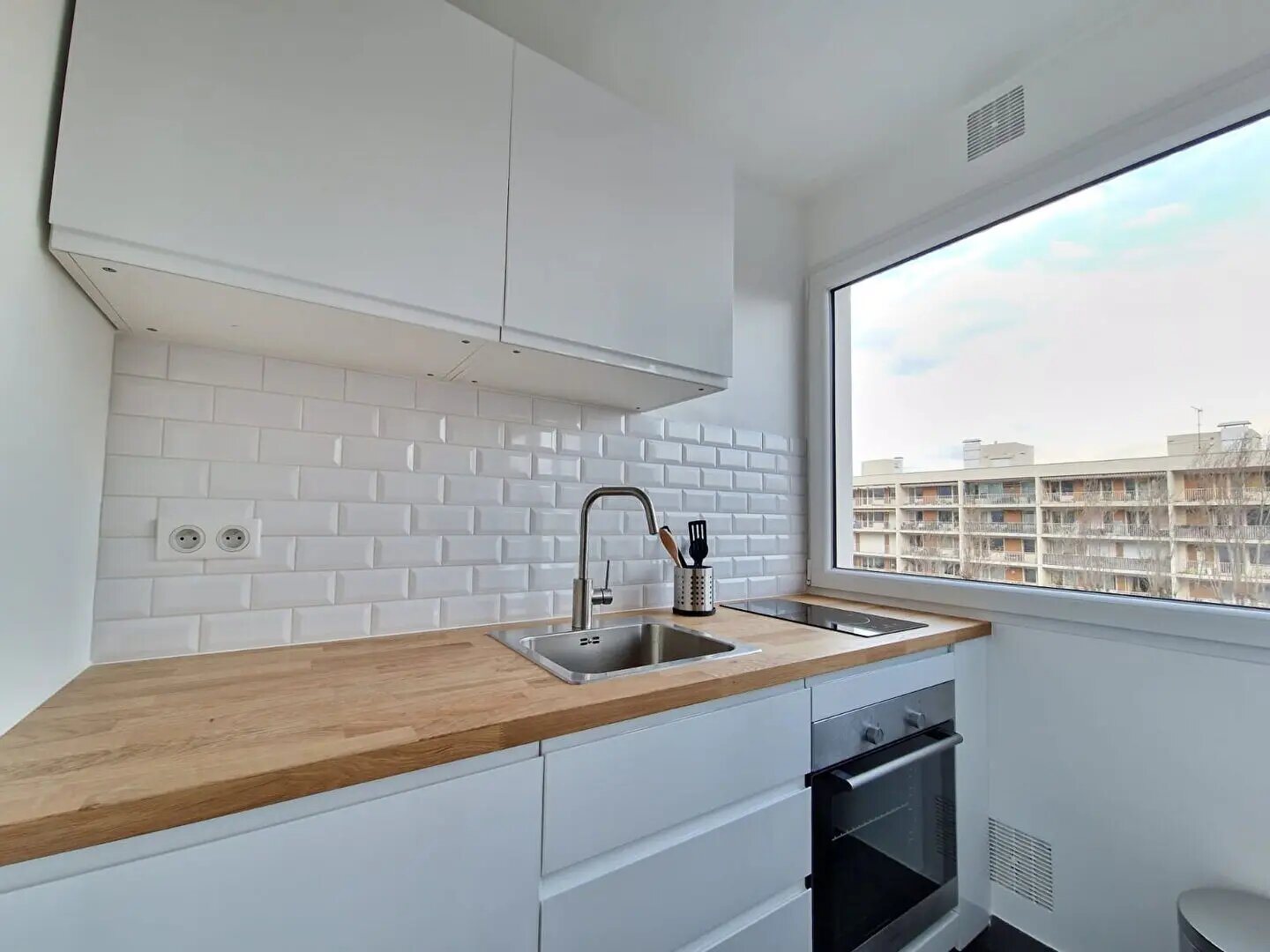 Appartement à louer, 25m², Courbevoie