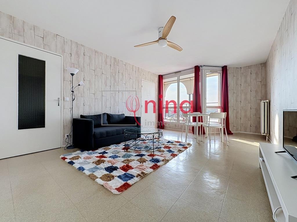 Appartement à louer, 49m², Créteil